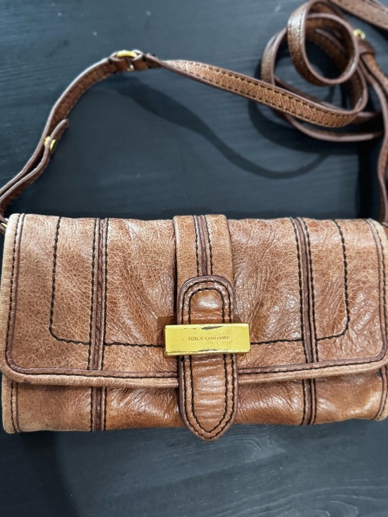 Juicy Couture Handbags - Vintage Juicy Couture Tan Brown Leather Crossbody Wallet